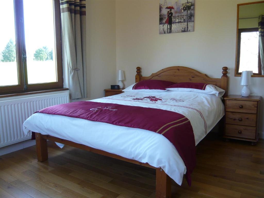 Lakeside Bed And Breakfast Payzac  Room photo